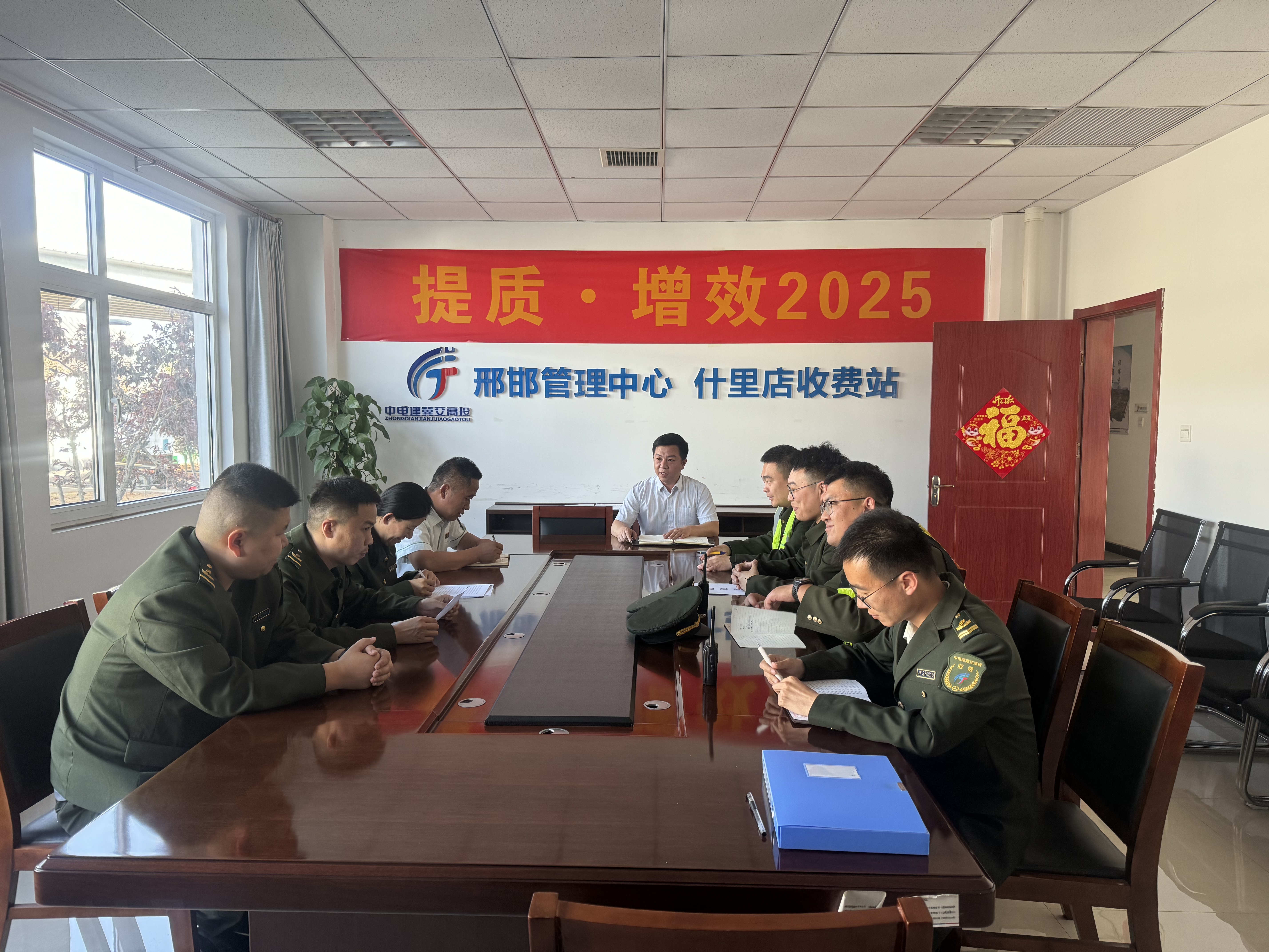 C:\Users\Administrator\Desktop\97e761726c5e80503a47b2c8a9f0fd9.jpg C:\Users\Administrator\Desktop\97e761726c5e80503a47b2c8a9f0fd9.jpg